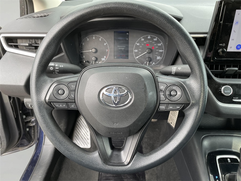 2023 Toyota Corolla LE photo 24