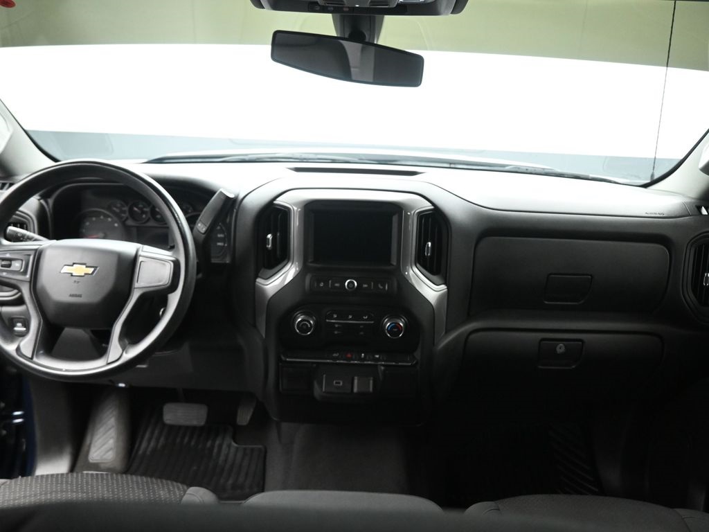 2020 Chevrolet Silverado 1500 Custom photo 21