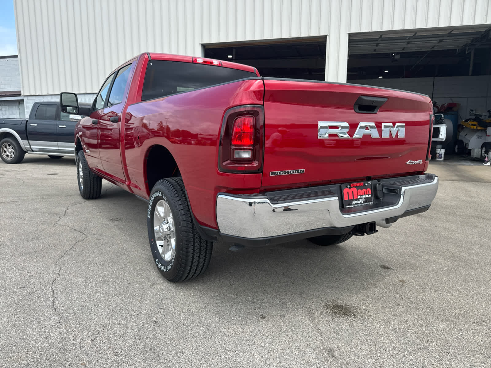 2025 Ram 2500 Big Horn photo 3