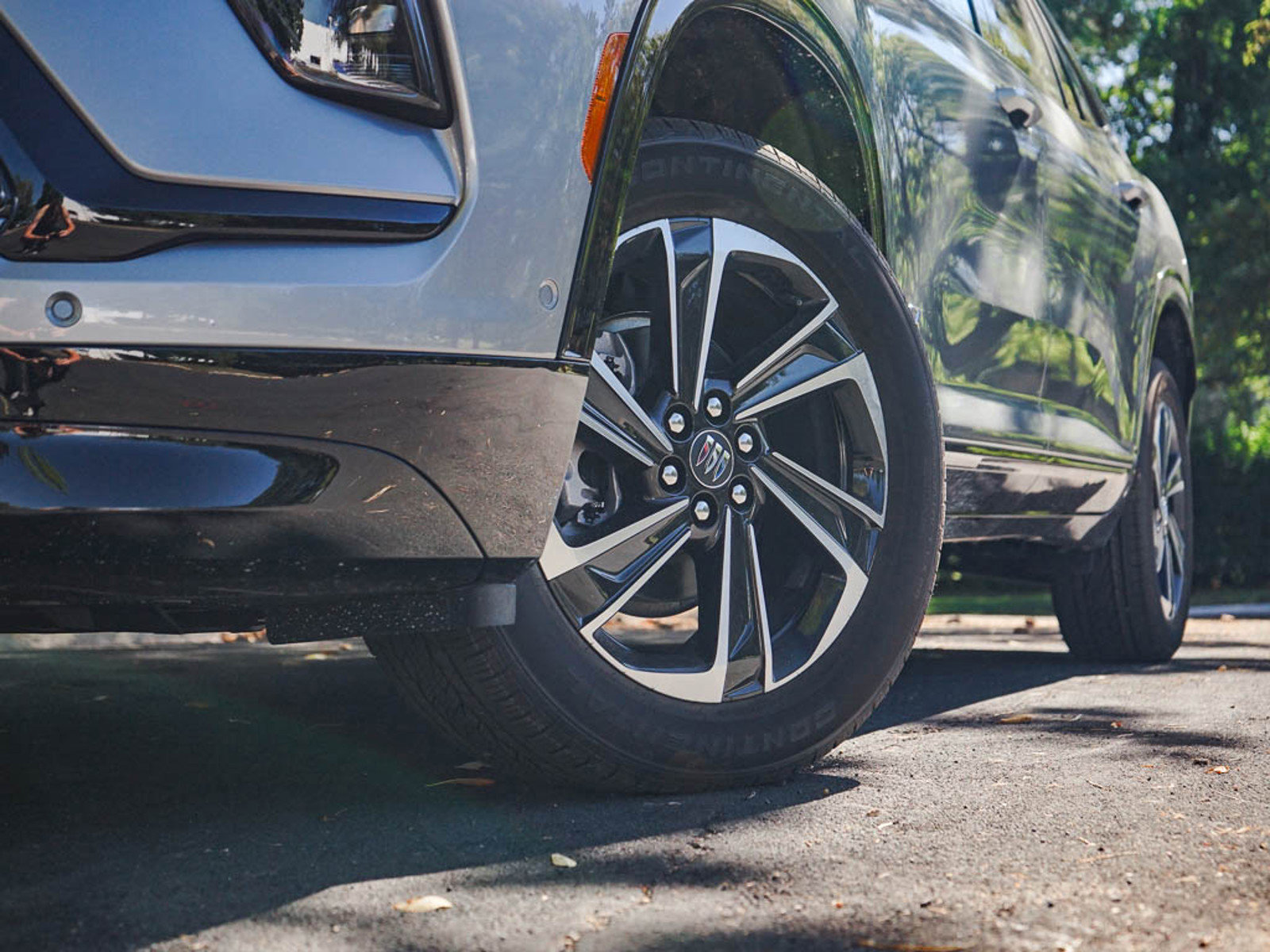2025 Buick Enclave Sport Touring photo 5