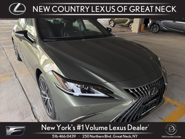 2025 Lexus ES 350's photo