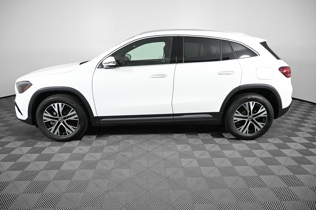 2026 Mercedes Benz GLA 250 photo 3