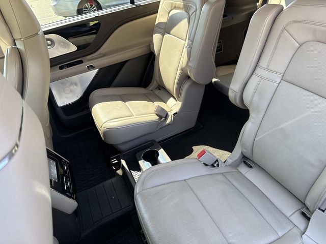 2022 Lincoln Aviator Reserve photo 10
