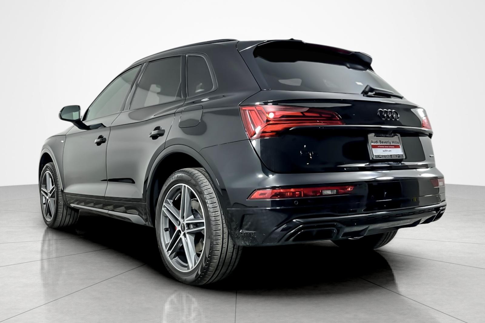 2024 Audi Q5 55 Premium Plus photo 3