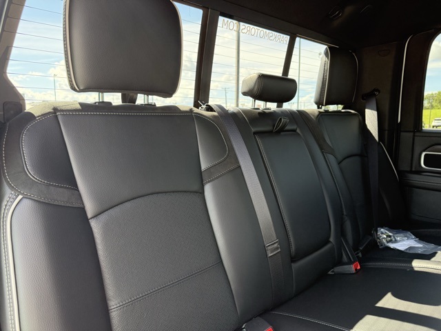 2025 Ram 2500 Laramie photo 14