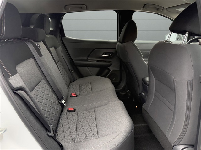 2025 Nissan Kicks SV photo 16