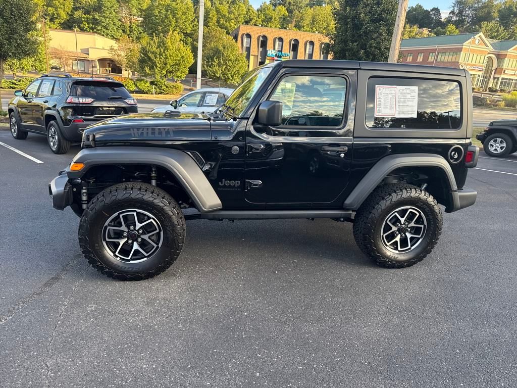 2023 Jeep Wrangler Willys photo 2