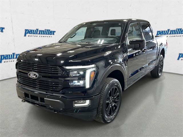 2025 Ford F-150 Platinum's photo
