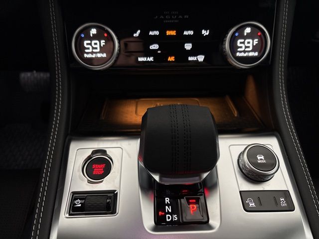 2026 Jaguar F-PACE P250 R-Dynamic S photo 19