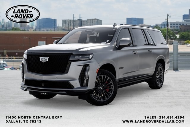 2023 Cadillac Escalade ESV V-Series's photo