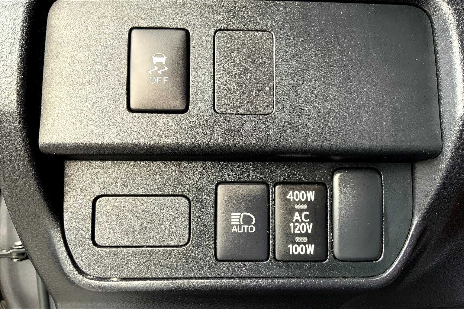 2023 Toyota Tacoma TRD Sport V6 photo 31