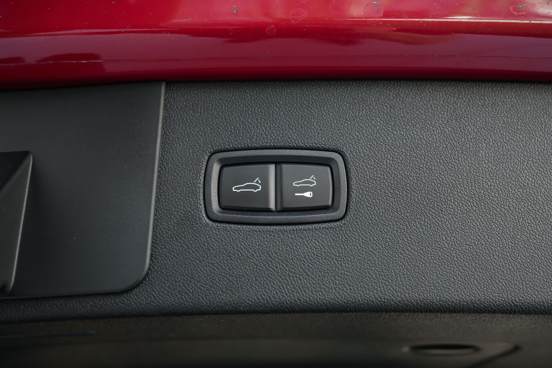 2023 Porsche Cayenne Platinum Edition photo 41