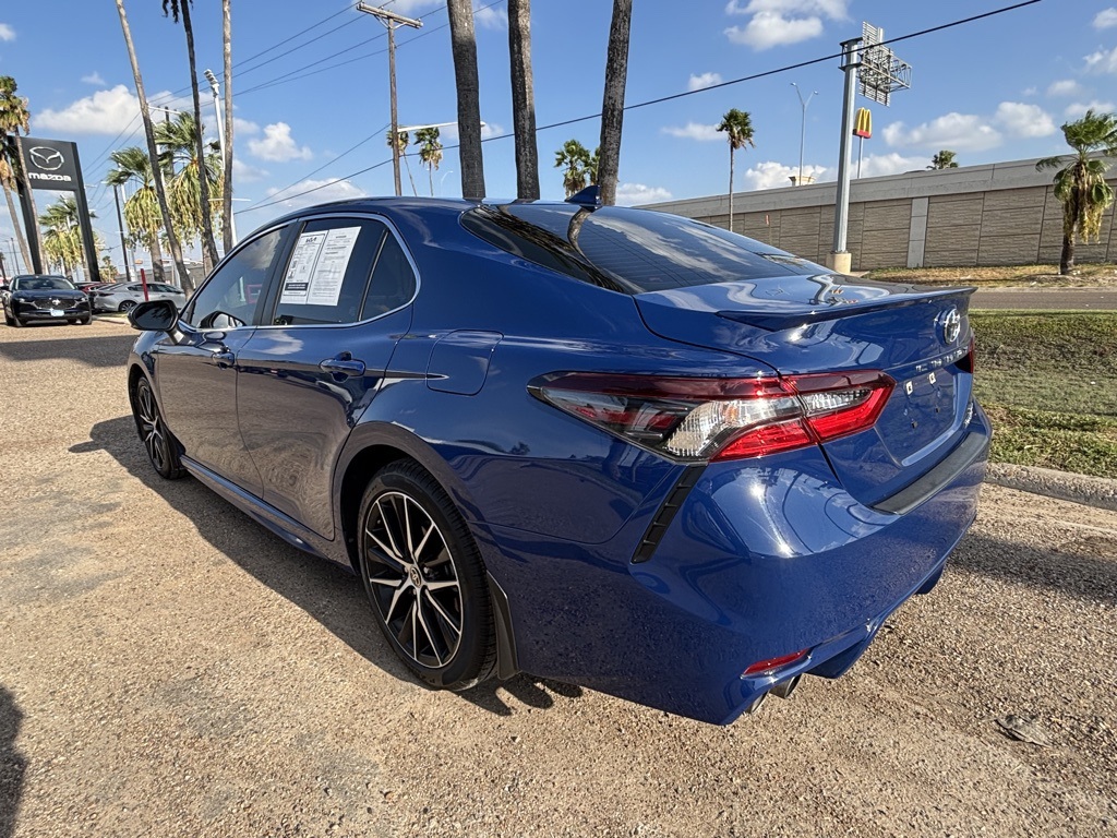 2023 Toyota Camry Hybrid SE photo 5