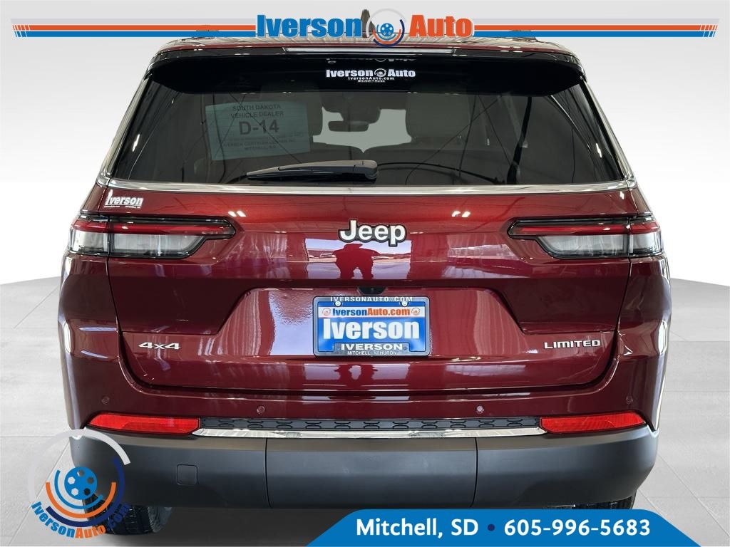 2025 Jeep Grand Cherokee Limited photo 4