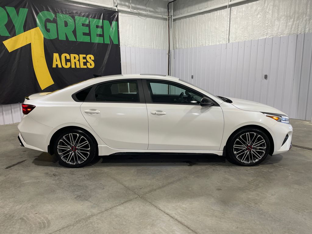 2024 Kia Forte GT photo 4