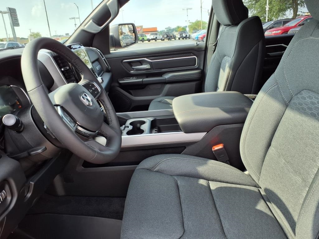 2026 Ram 1500 Big Horn Lone Star photo 9