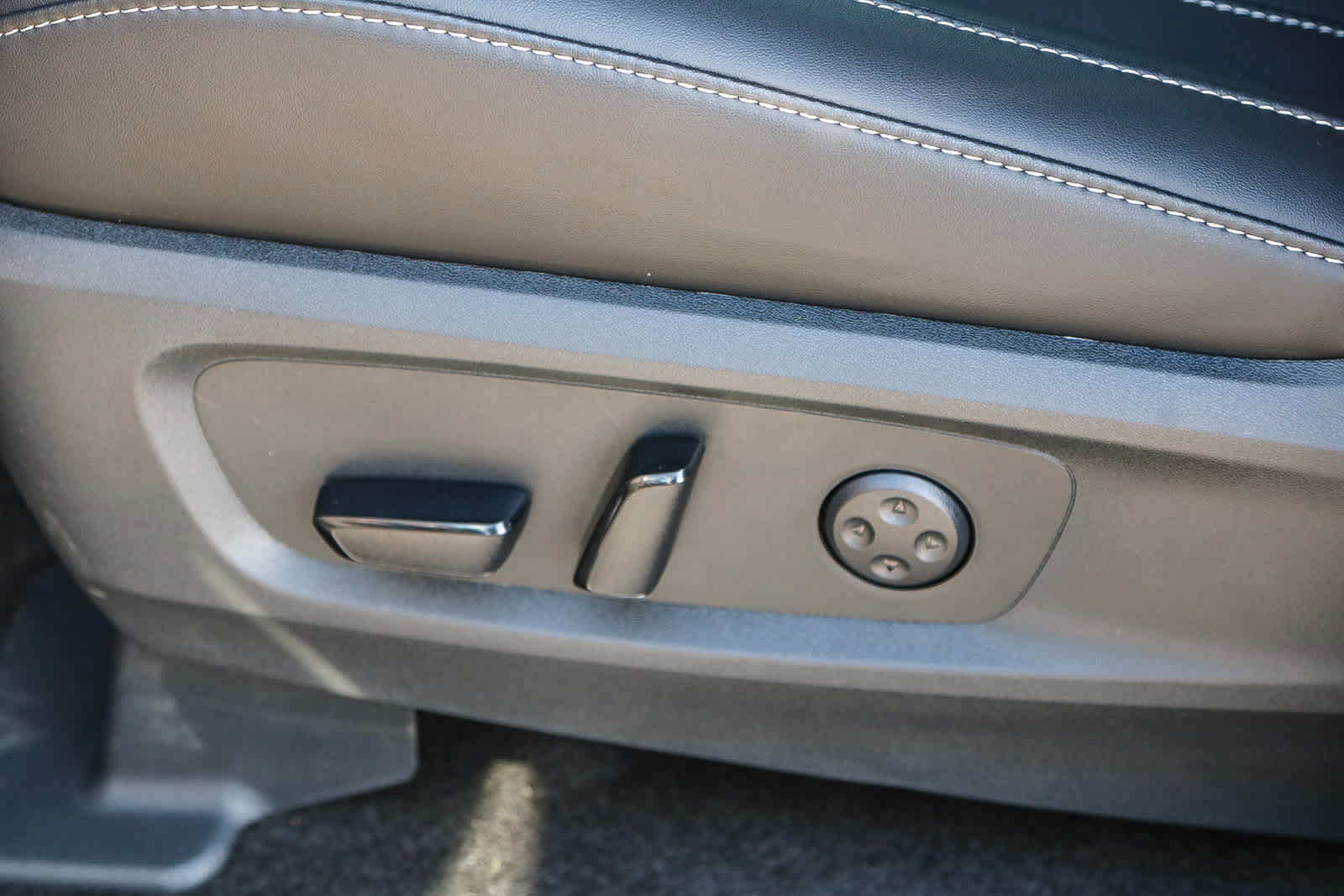 2025 Infiniti QX60 Pure photo 18