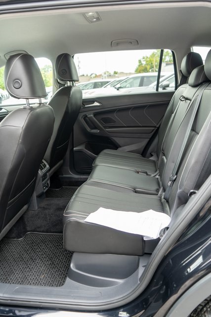 2022 Volkswagen Tiguan SE photo 8