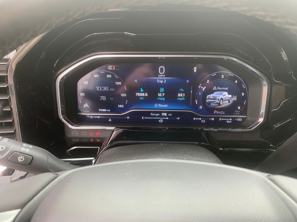 2024 Chevrolet Silverado 1500 LT photo 15