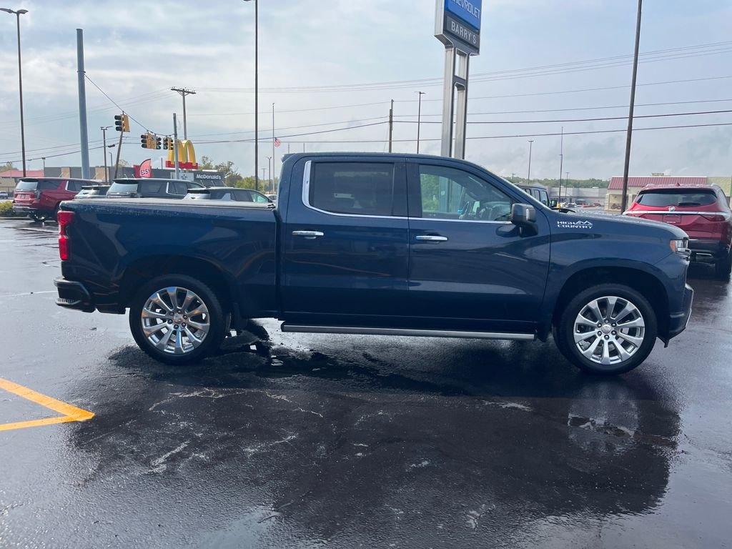 2020 Chevrolet Silverado 1500 High Country photo 3