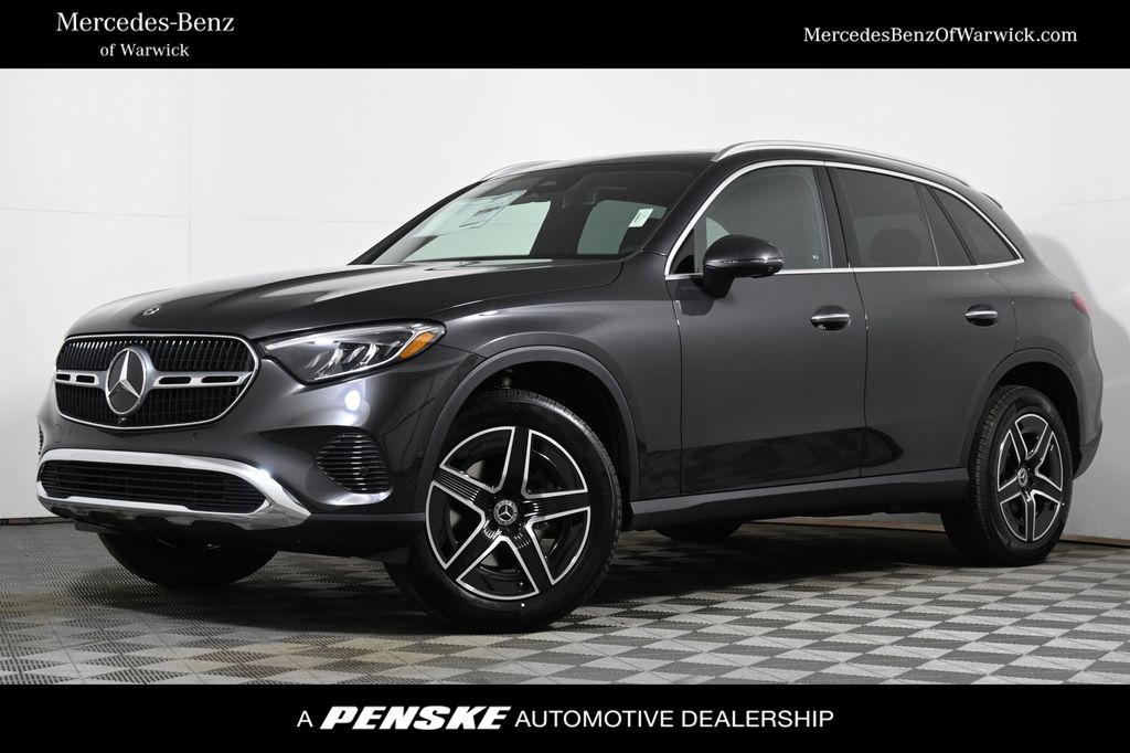 2026 Mercedes-Benz GLC Base's photo