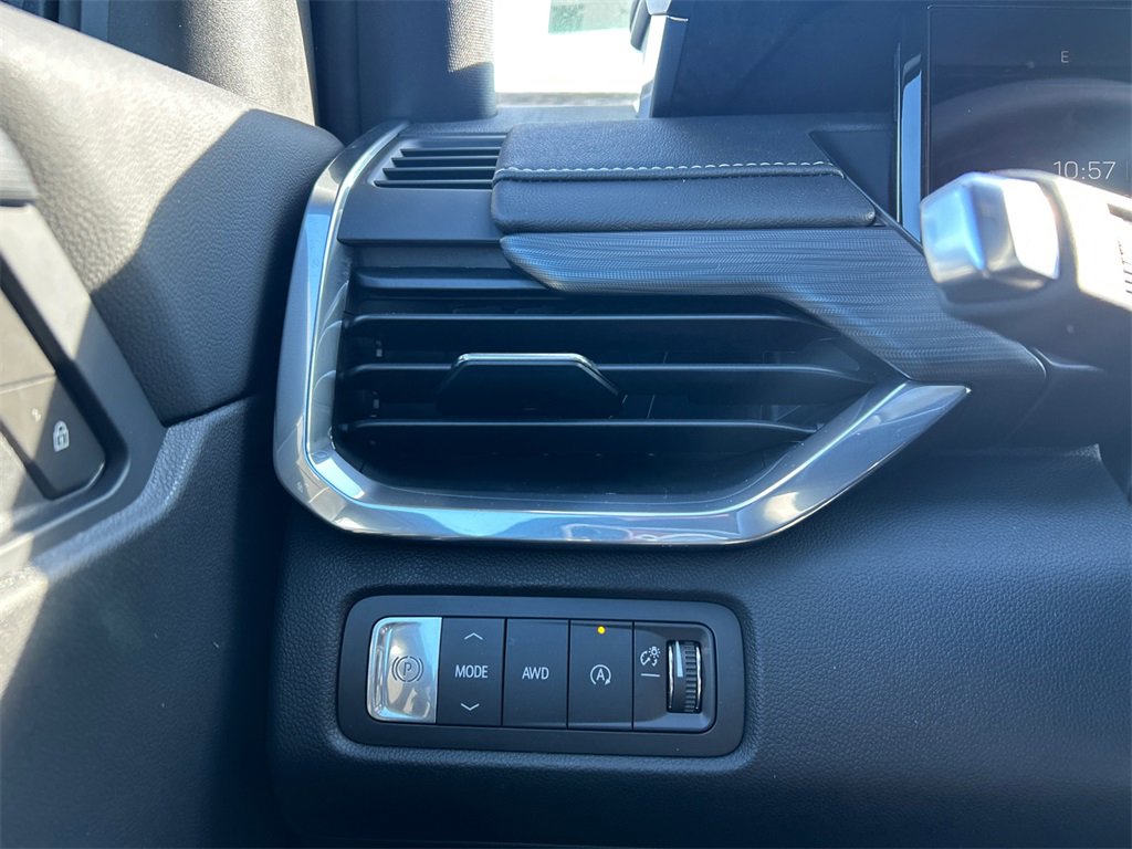 2026 GMC ACADIA - Image 18