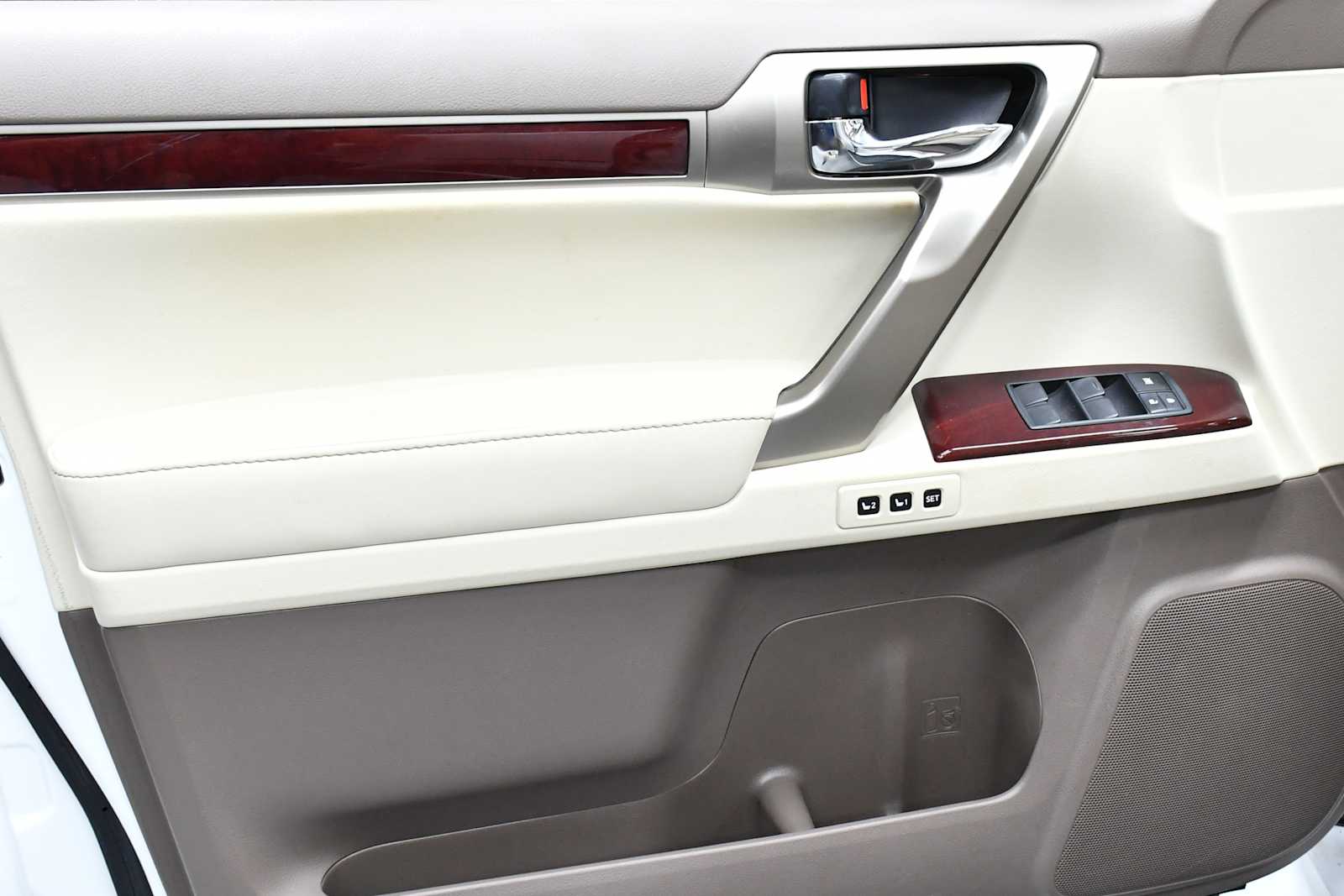 2019 Lexus GX 460 Premium photo 11