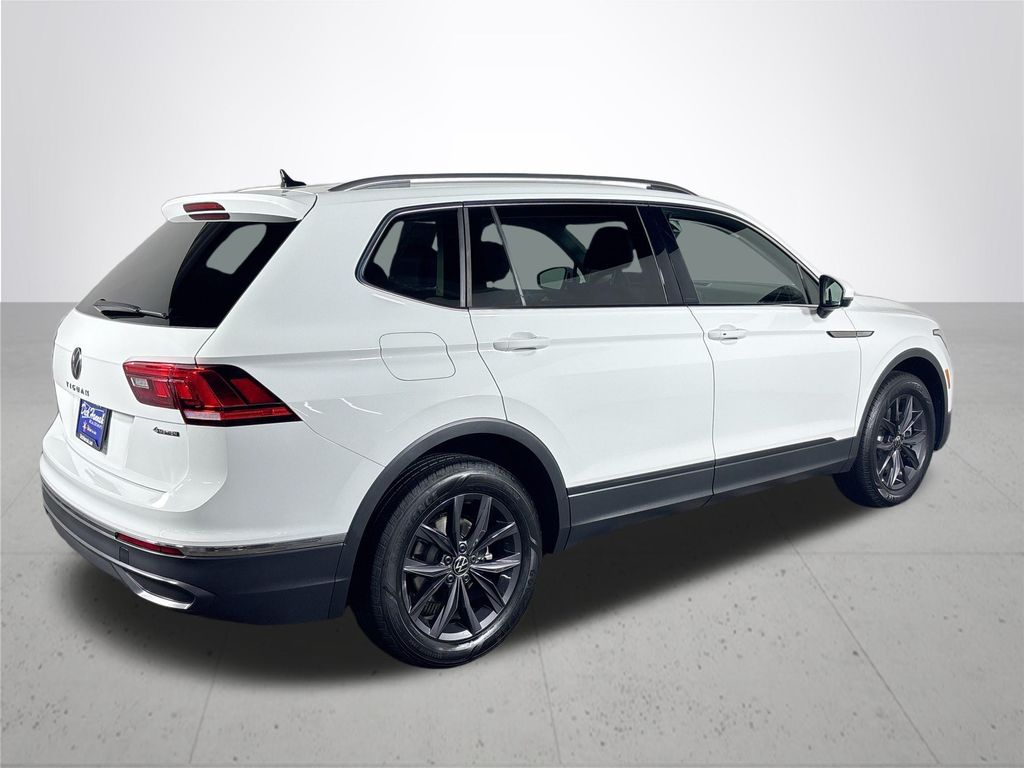2024 Volkswagen Tiguan SE Wolfsburg Edition photo 5