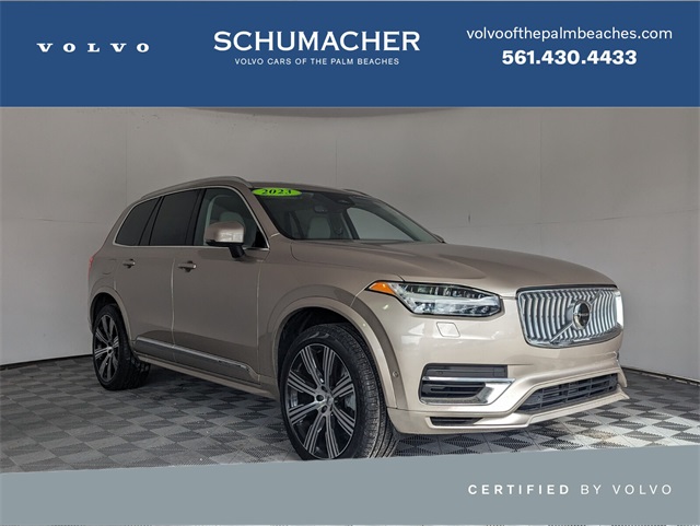 2023 Volvo XC90 Plus's photo