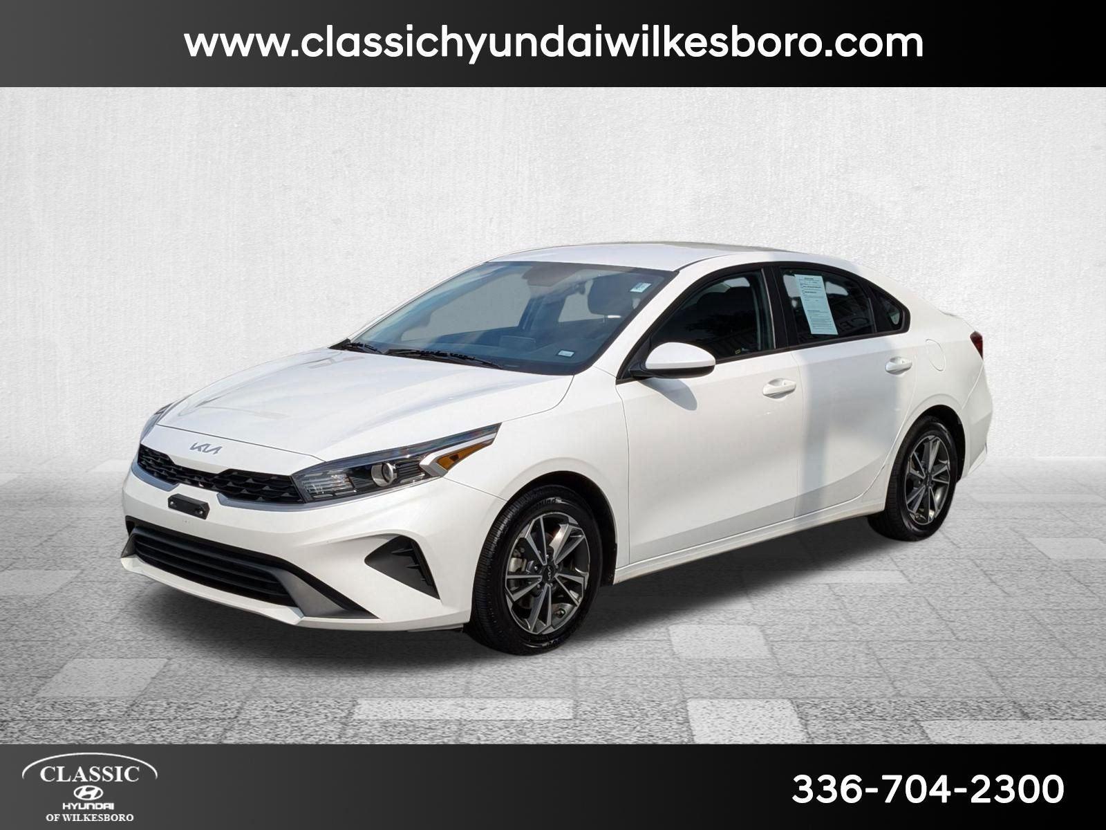 2023 Kia Forte LXS's photo