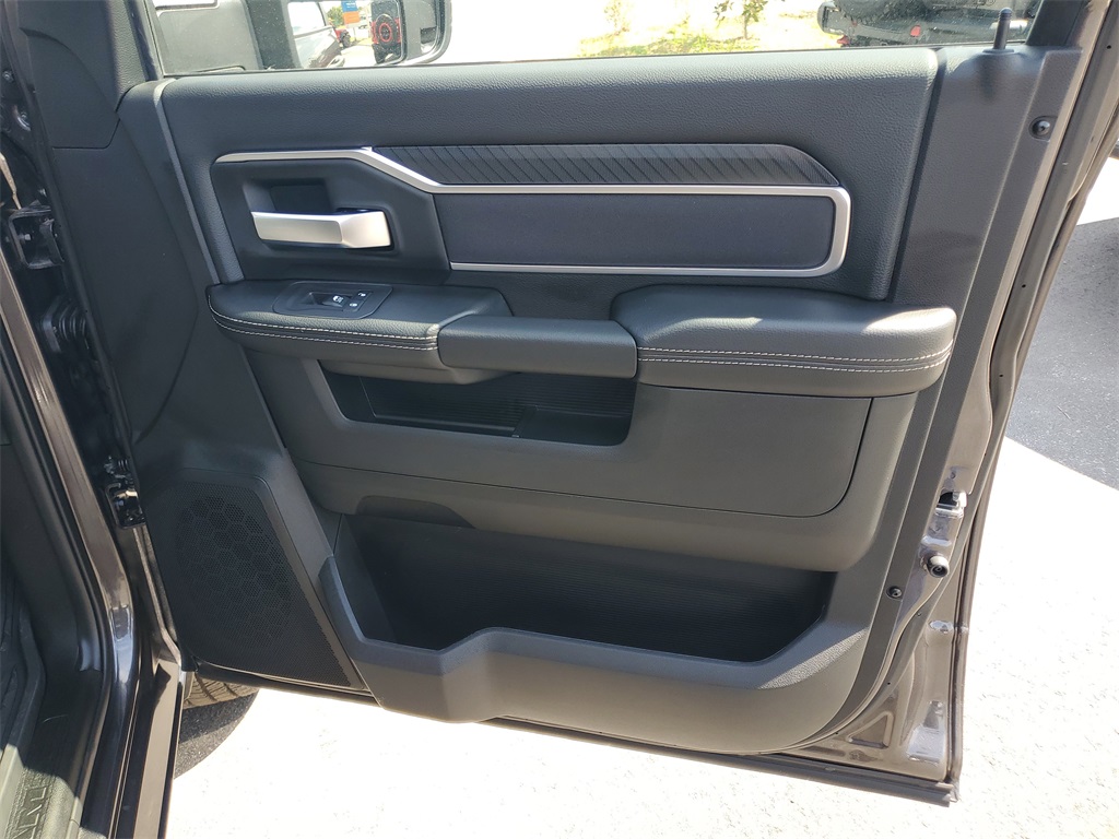 2026 Ram 2500 Big Horn photo 29