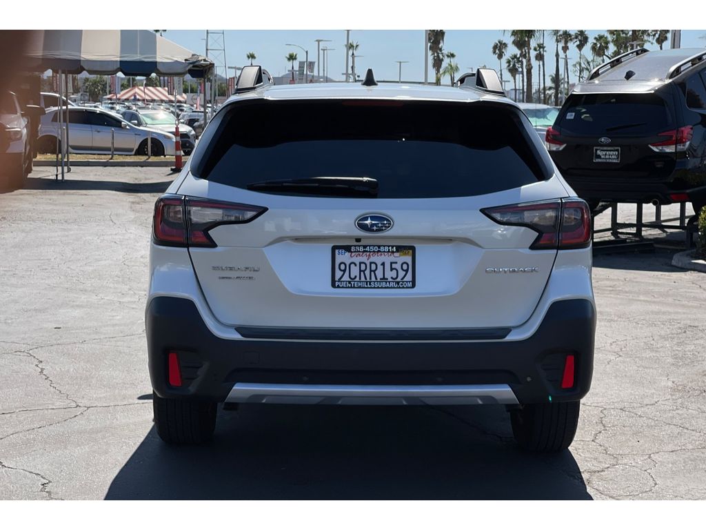 2022 Subaru Outback Limited XT photo 4