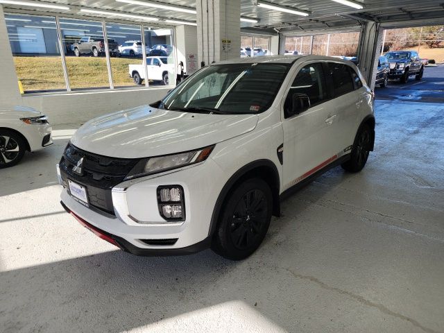 2023 Mitsubishi Outlander Sport LE photo 2