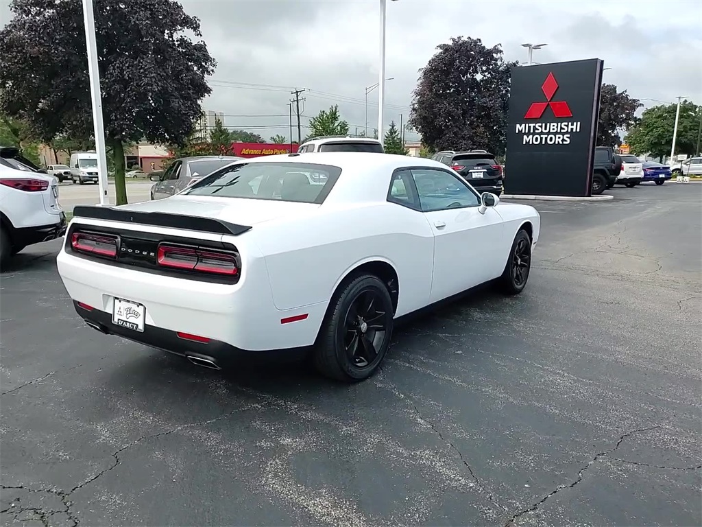 2023 Dodge Challenger SXT photo 12