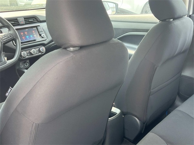 2025 Nissan Versa 1.6 S photo 16