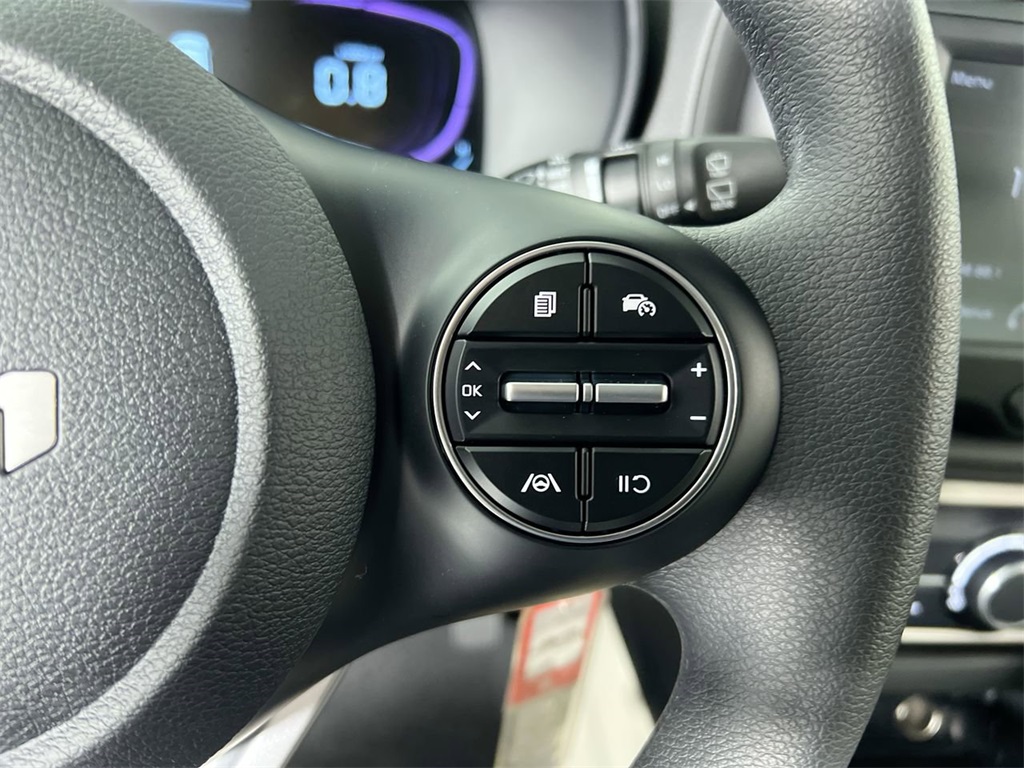 2025 Kia Soul LX S photo 16
