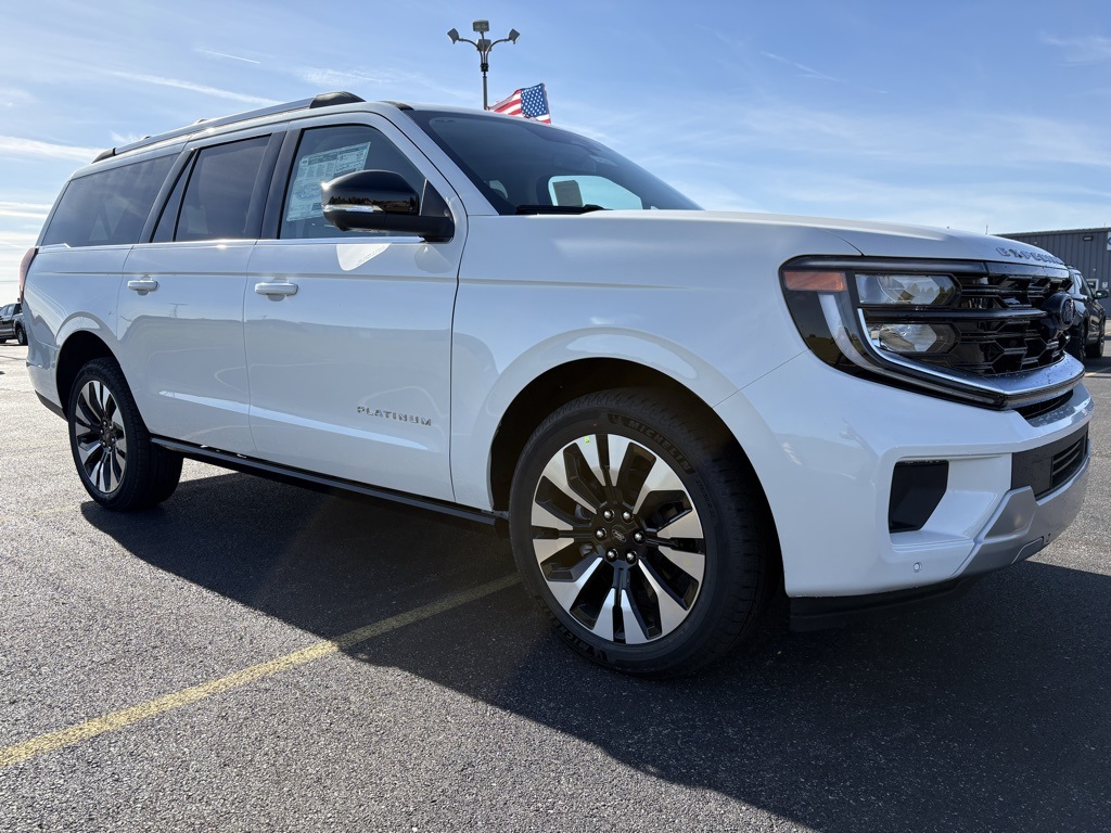 2025 Ford Expedition Platinum MAX photo 4