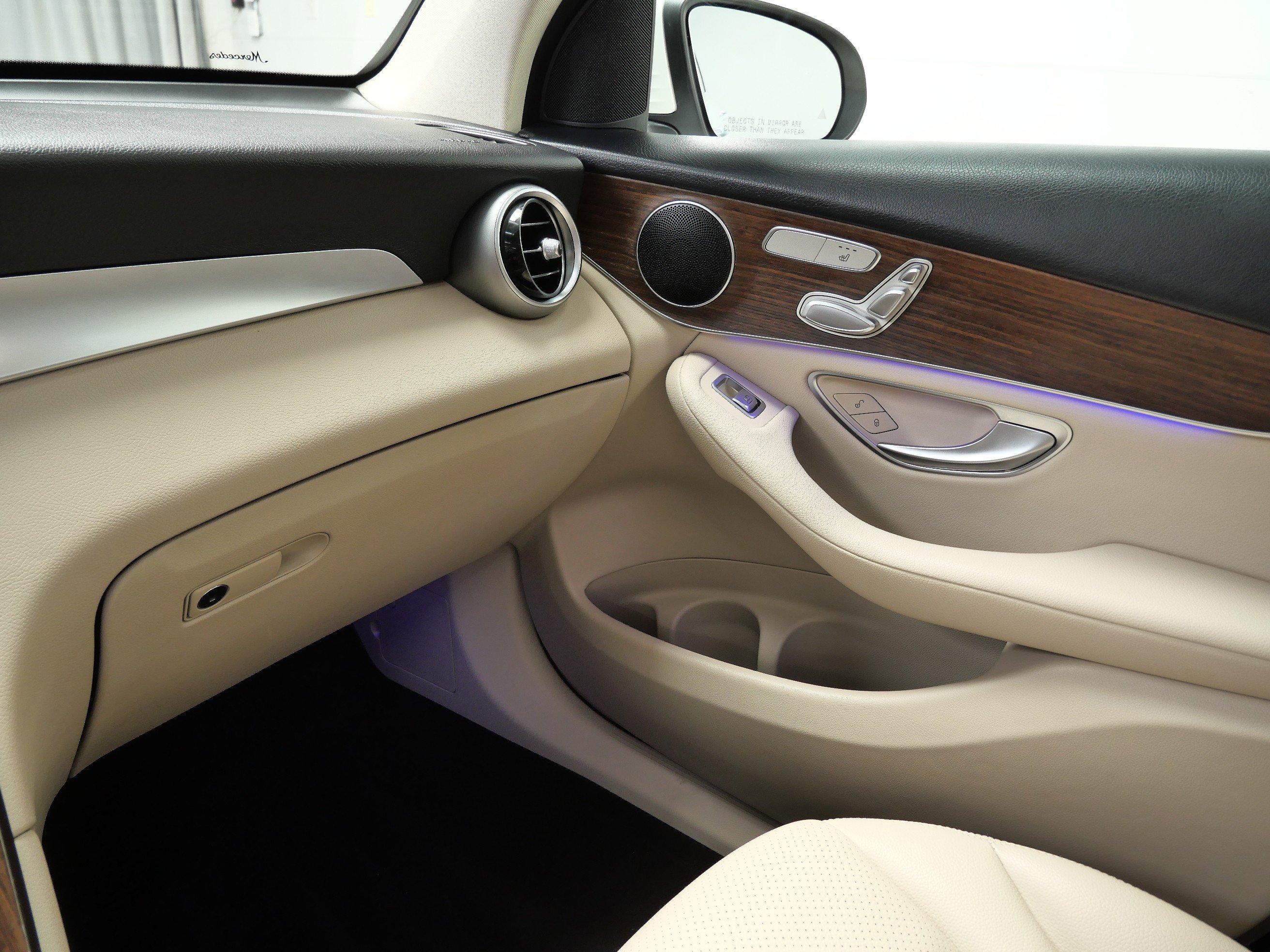 2022 Mercedes Benz GLC 300 4MATIC photo 18