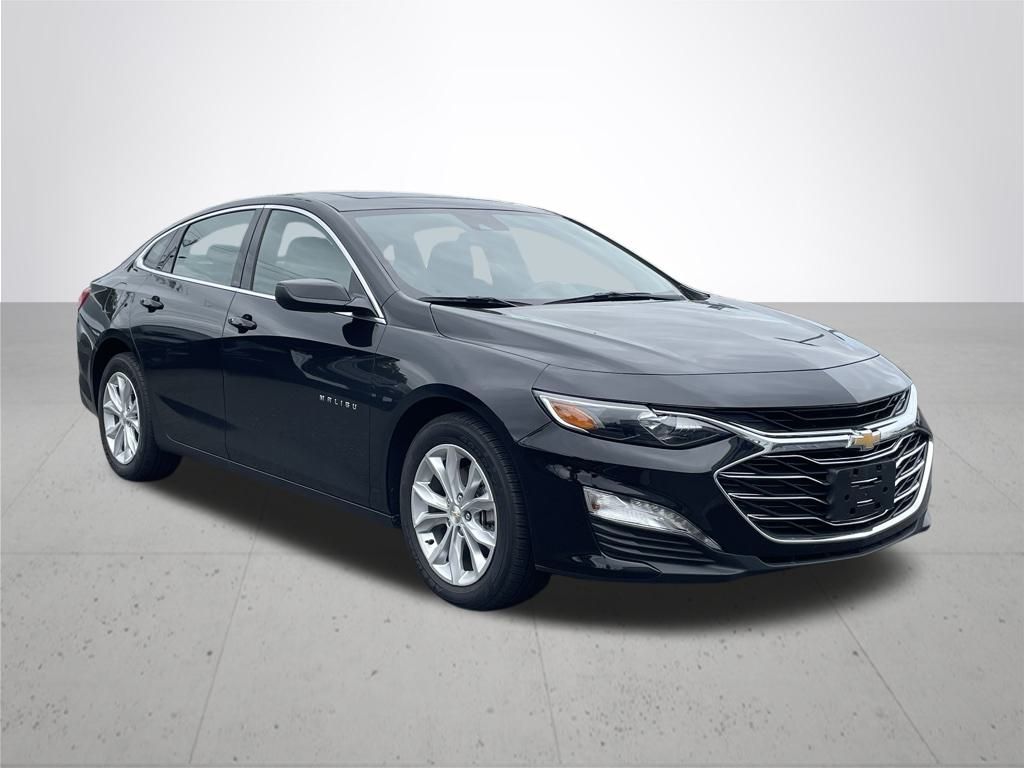 2024 Chevrolet Malibu 1LT photo 4