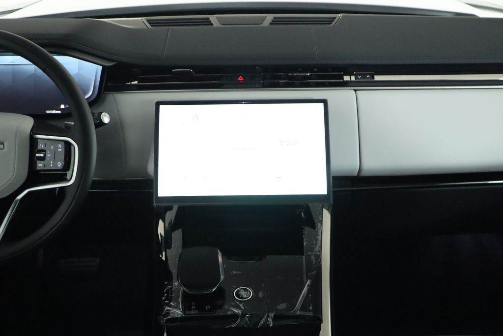 2025 Land Rover Range Rover Sport P360 S photo 13