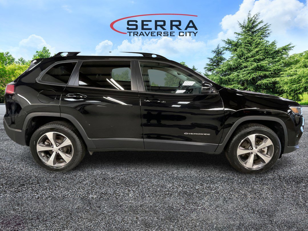 2022 Jeep Cherokee Limited photo 2
