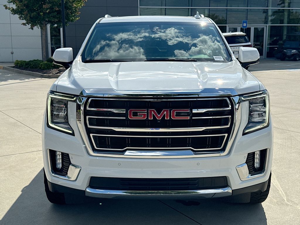 2022 Gmc Yukon SLT photo 3