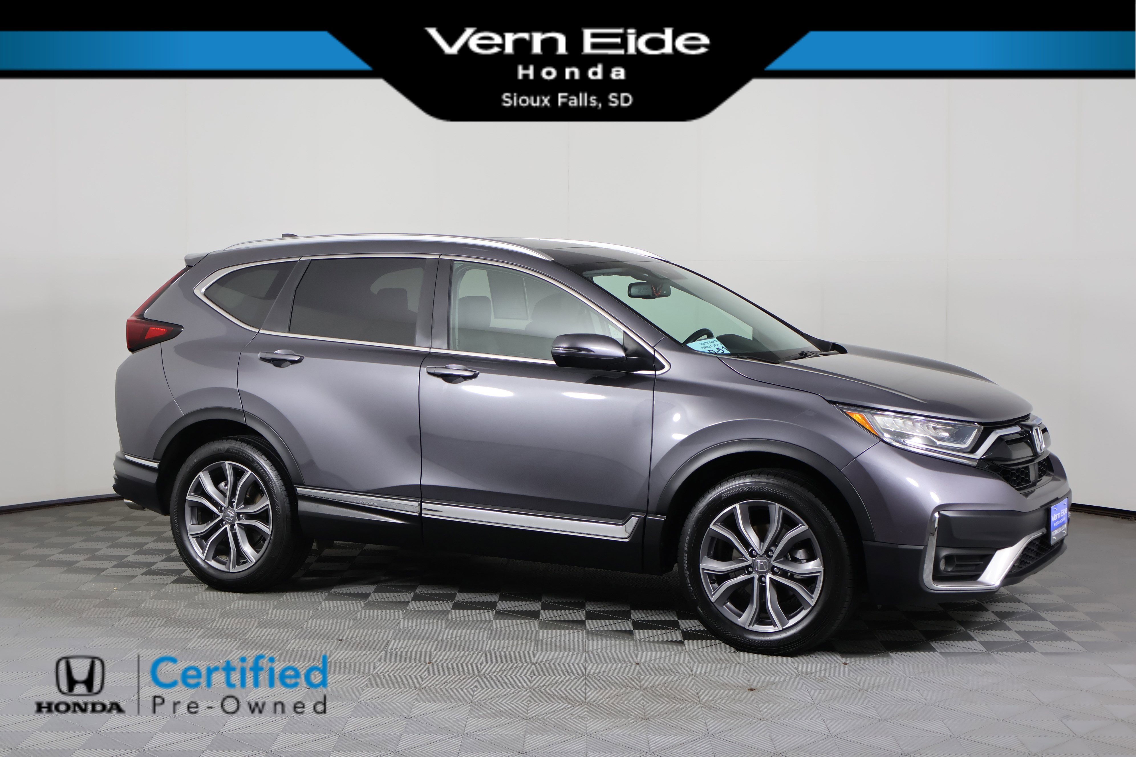 2022 Honda CR-V Touring's photo