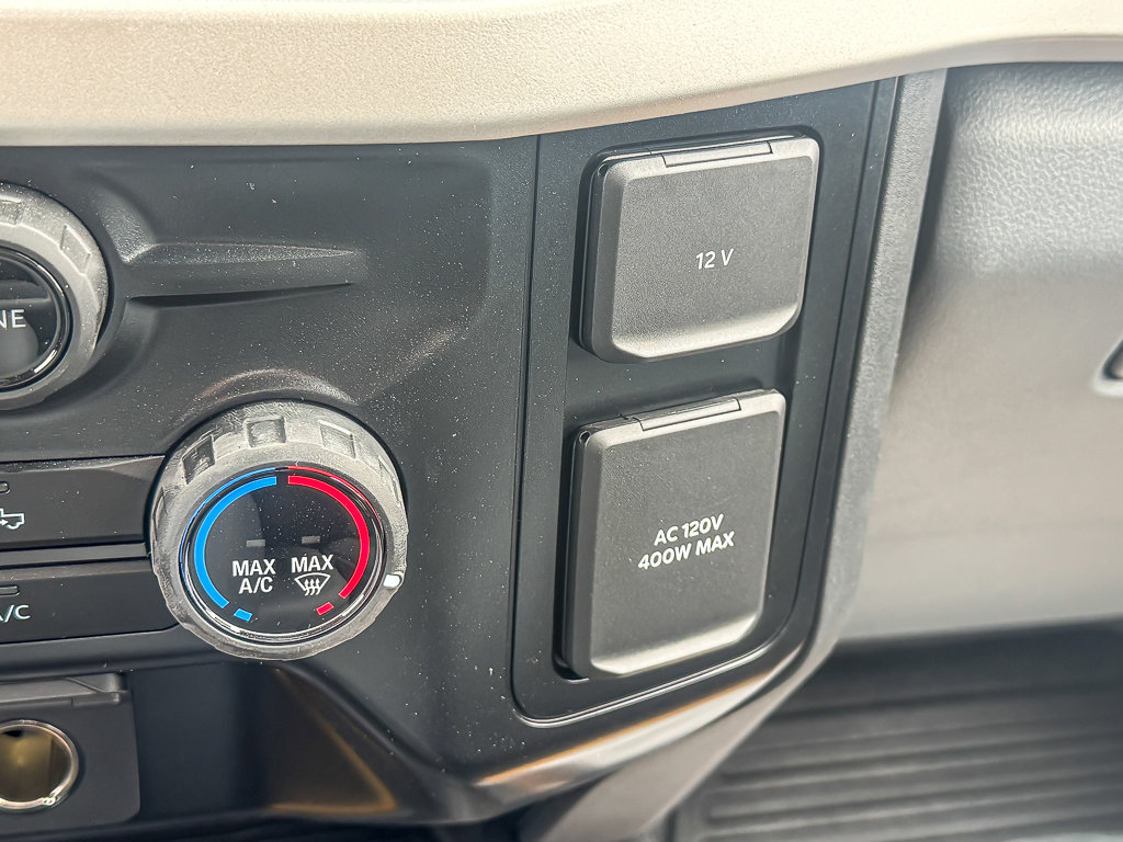 2025 FORD F-450 - Image 24