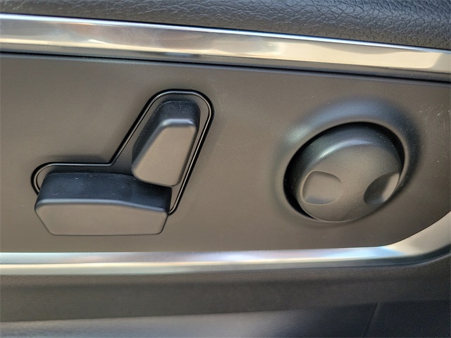 2026 Ram 1500 Laramie photo 12