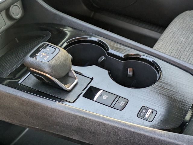 2023 Nissan Rogue SV photo 19