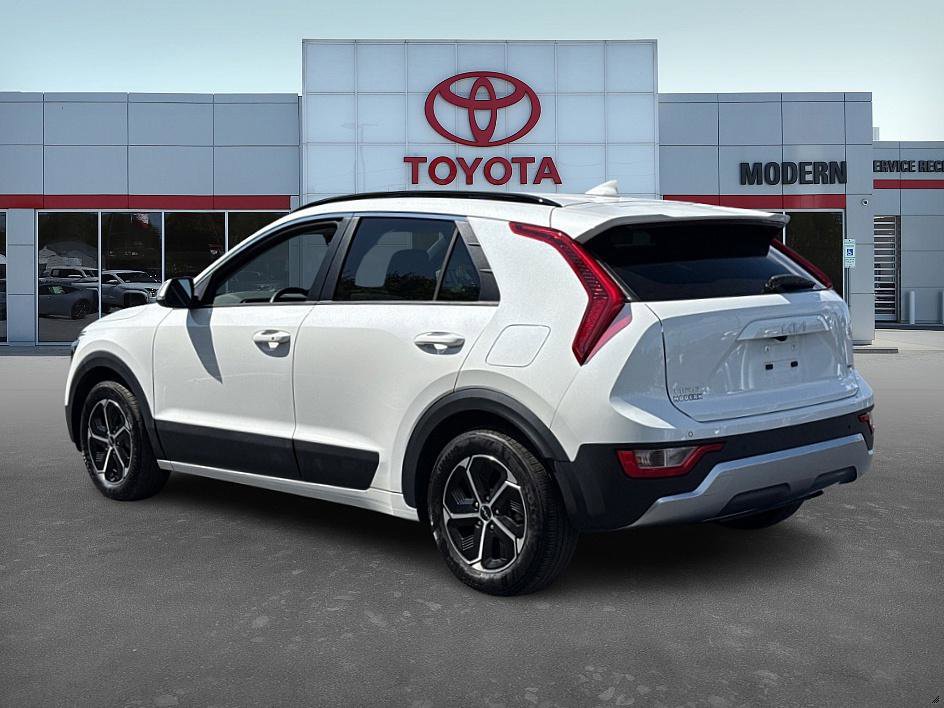 2023 Kia Niro EX photo 5