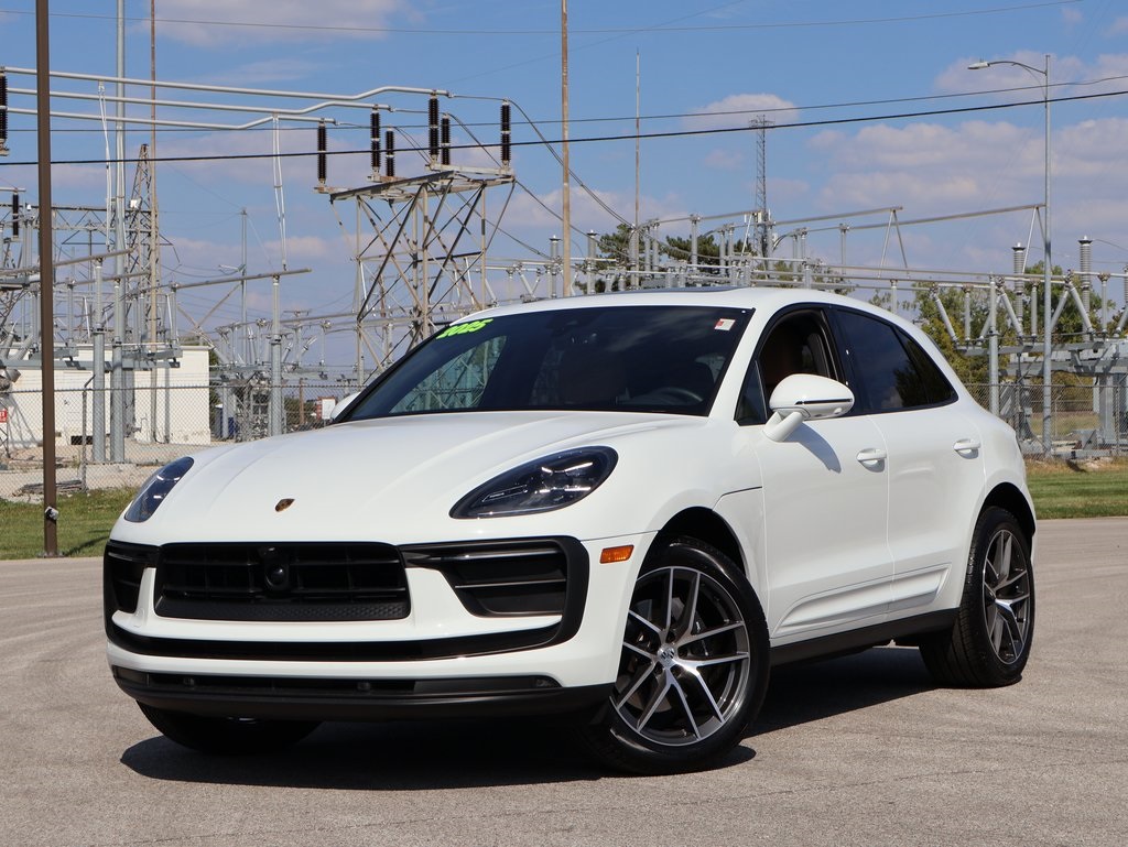 2025 Porsche Macan