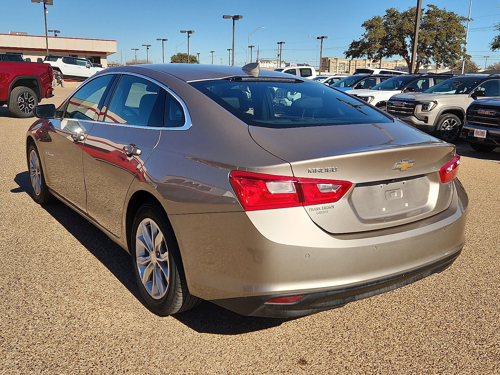 2024 Chevrolet Malibu 1LT photo 3