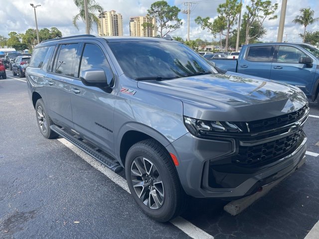 2022 Chevrolet Suburban Z71 photo 2